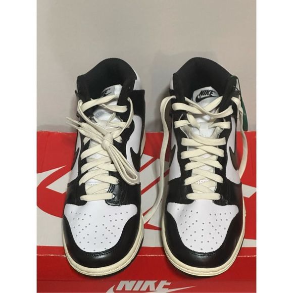 Nike Women's Dunk High Vintage Black Coconut Milk DQ8581-100 Size 7.5 - Picture 6 of 16